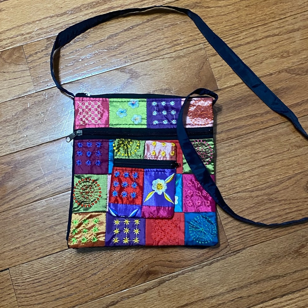 Small Mommy Bag with multiple compartments